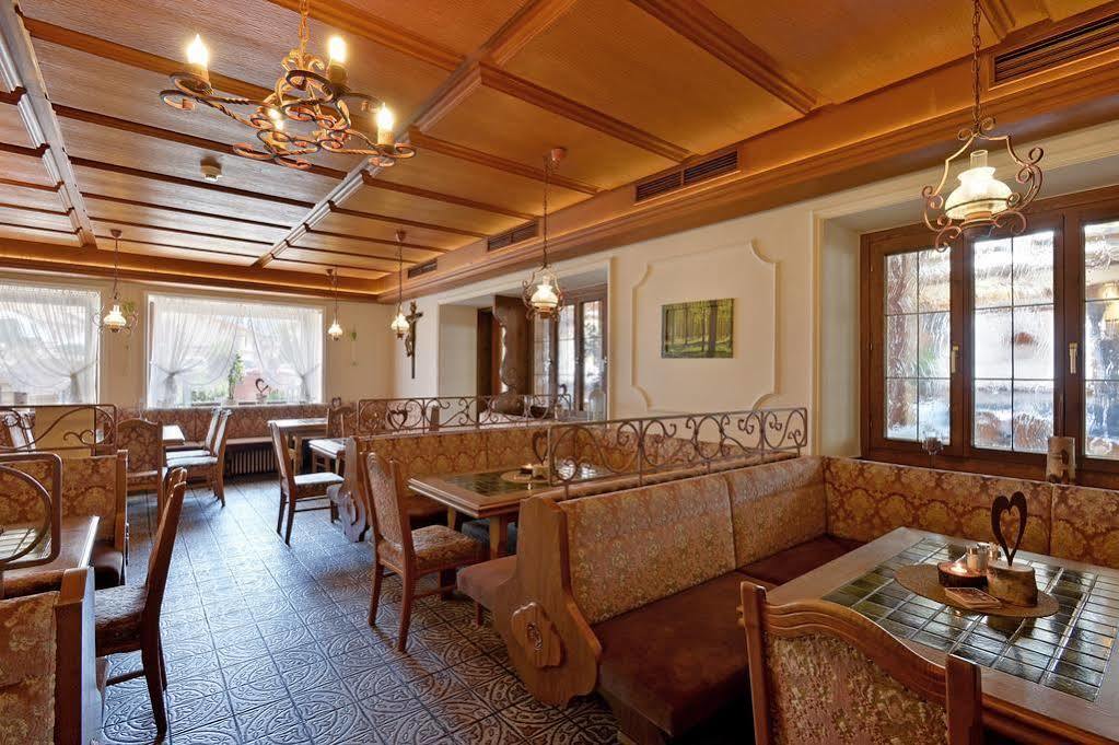 Hotel Restaurant Gradlwirt Niederndorf  Dış mekan fotoğraf