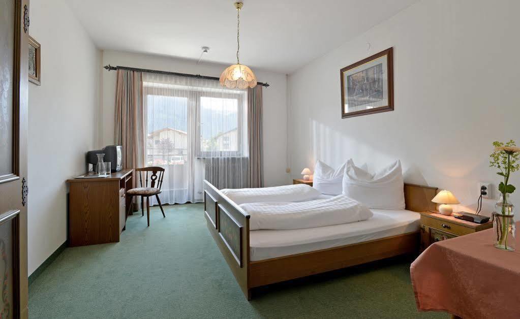 Hotel Restaurant Gradlwirt Niederndorf  Dış mekan fotoğraf