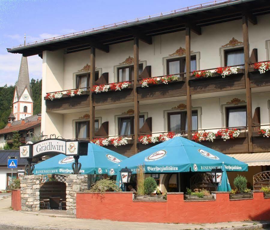Hotel Restaurant Gradlwirt Niederndorf  Dış mekan fotoğraf
