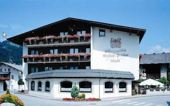 Hotel Restaurant Gradlwirt Niederndorf  Dış mekan fotoğraf