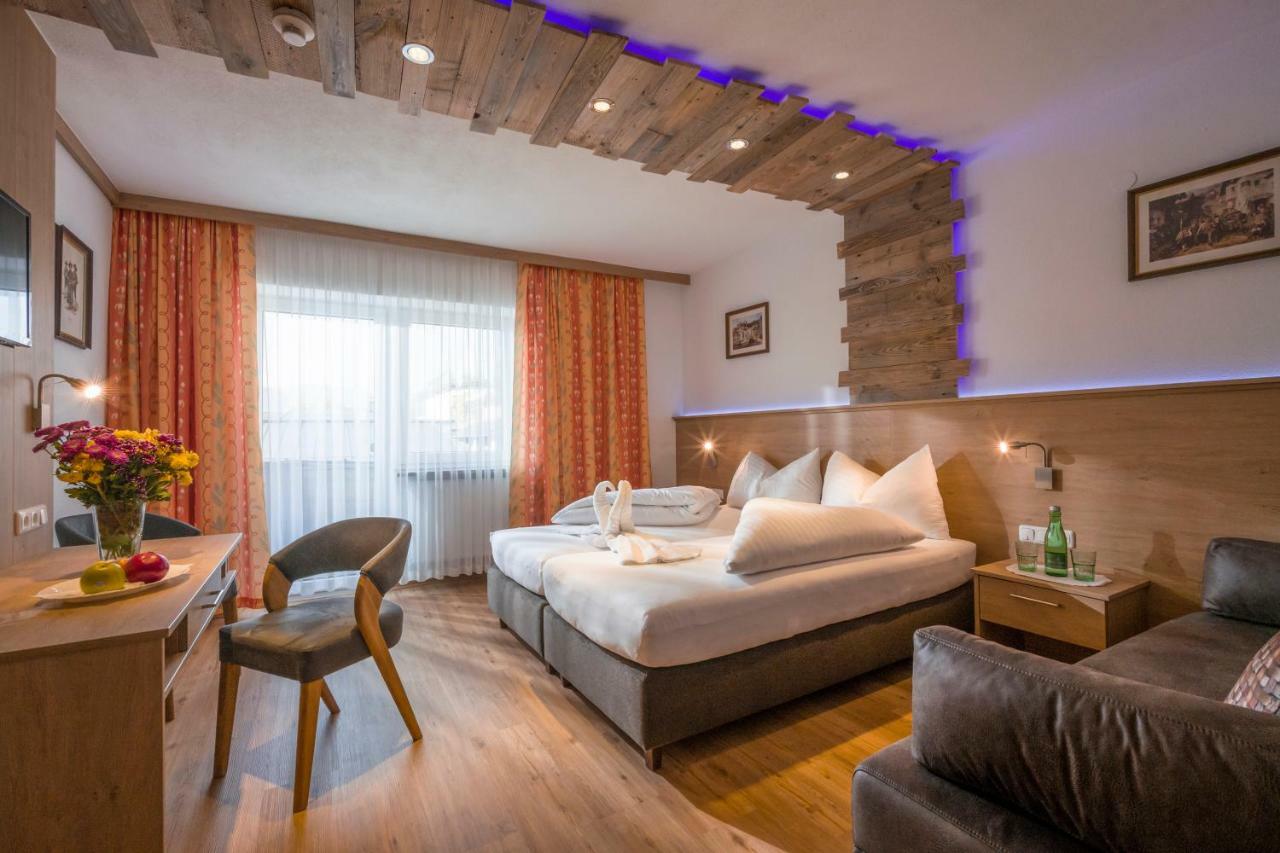 Hotel Restaurant Gradlwirt Niederndorf  Dış mekan fotoğraf