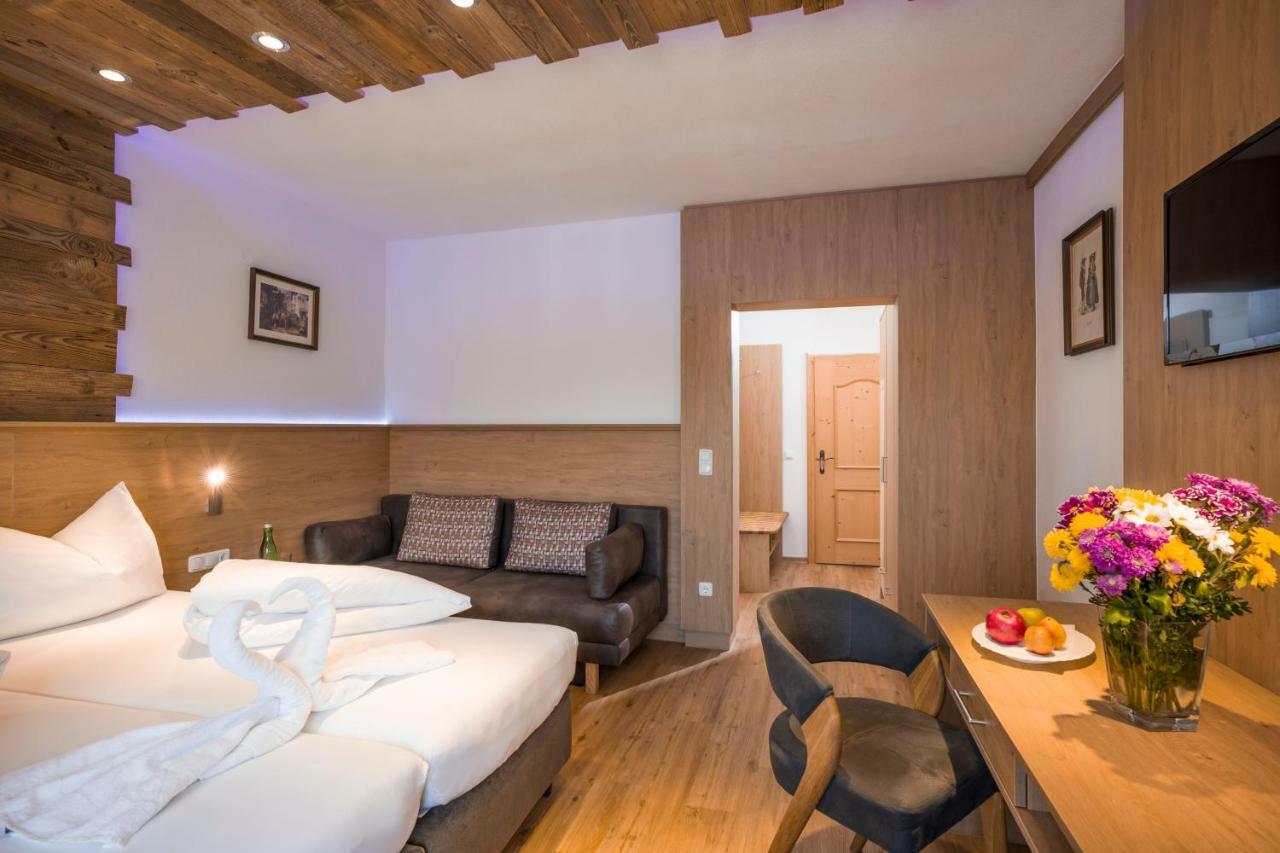 Hotel Restaurant Gradlwirt Niederndorf  Dış mekan fotoğraf